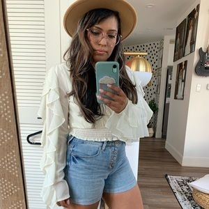 ✨ Forever 21 Ivory Chiffon Crop Top